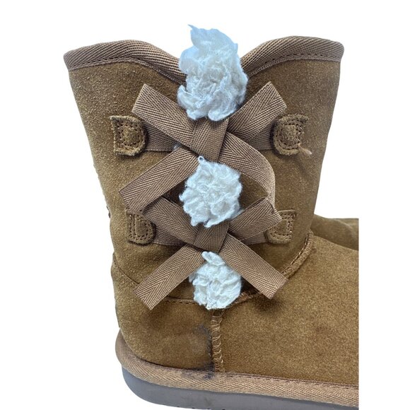 Koolaburra By Ugg Girls Victoria Chestnut Suede Boots With Bow Accents Size 1 - Picture 2 of 13